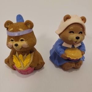 Hallmark Merry Miniatures Vntg  Thanksgiving Pilgrim‎ Bear 1989 Indian Bear 1988
